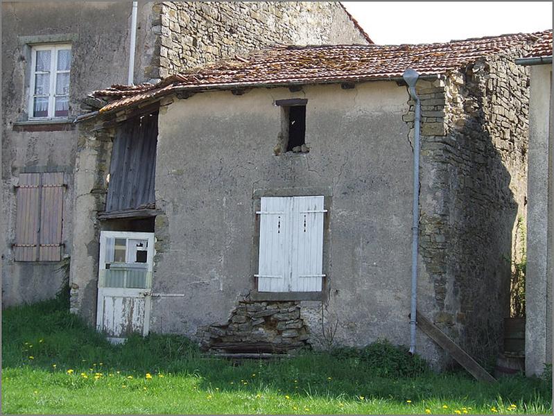 Maison d'ouvrier, élévation antérieure, ensemble trois quarts droit.