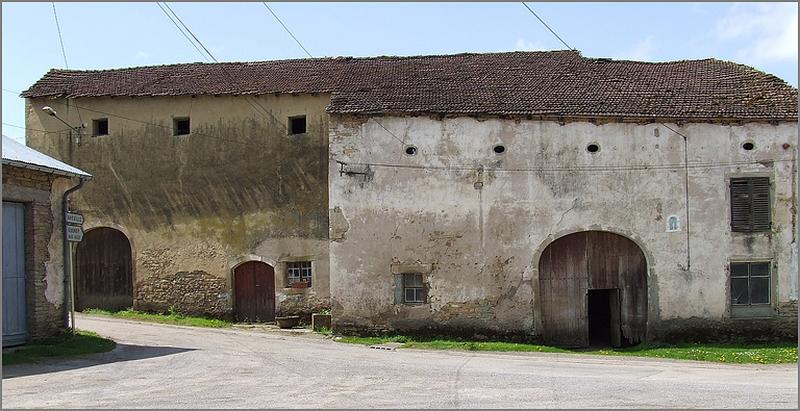 Ferme, élévation antérieure, ensemble face.