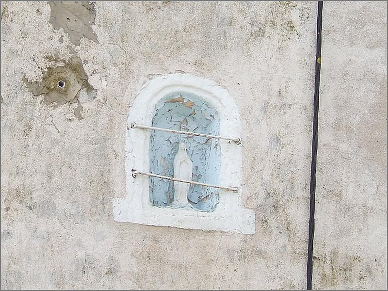 Ferme, élévation antérieure, niche, ensemble face.