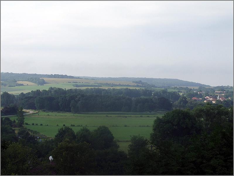 Vue depuis la rue de l'Eglise