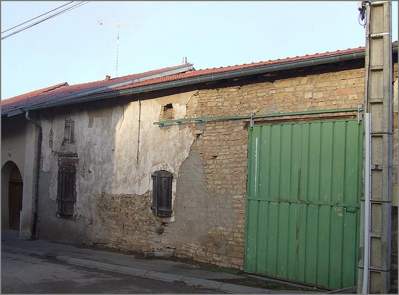 Ferme, élévation antérieure, ensemble trois quarts droit.