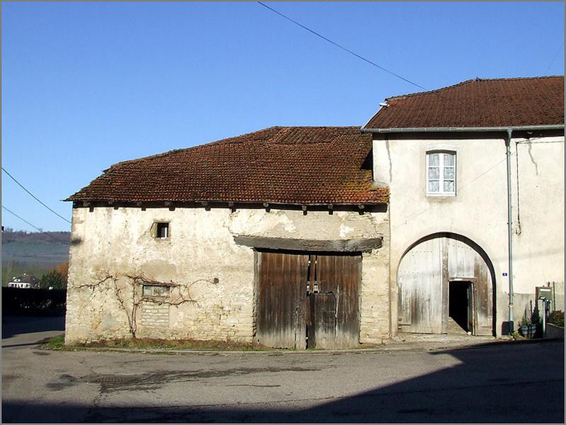 Fermes, élévation antérieure, ensemble face.