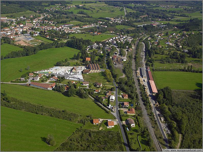 Vue aérienne du quartier de la gare depuis le sud-ouest.