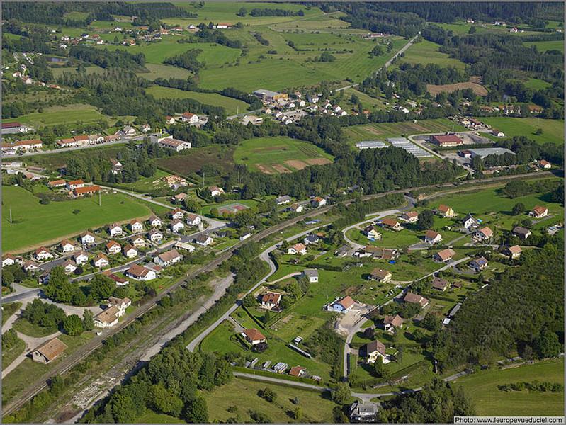 Vue aérienne de l'est de la commune.