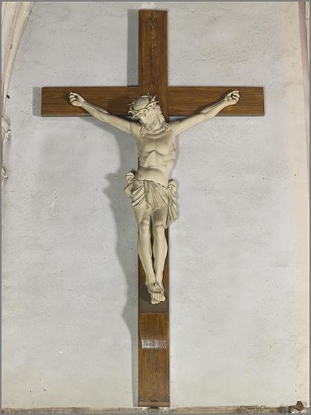 Christ en croix, ensemble face, nef