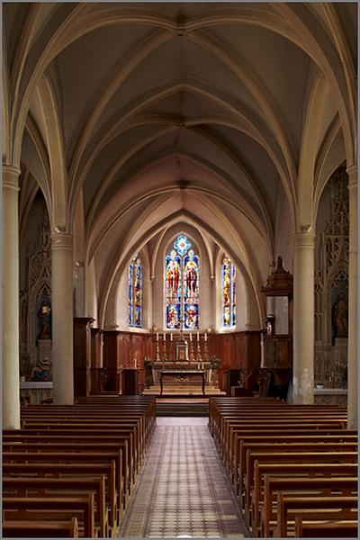 Vue intérieure vers le choeur