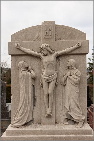 Détail, partie supérieure : scène du Calvaire