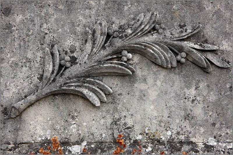 Socle, détail