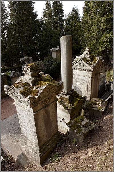 Tombeau de la famille Aubrion-Orth-Walter (S6 A2 3), revers