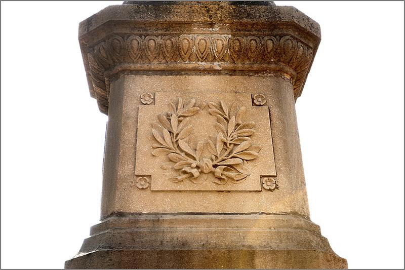 Croix de l'abbé Poncelet, détail