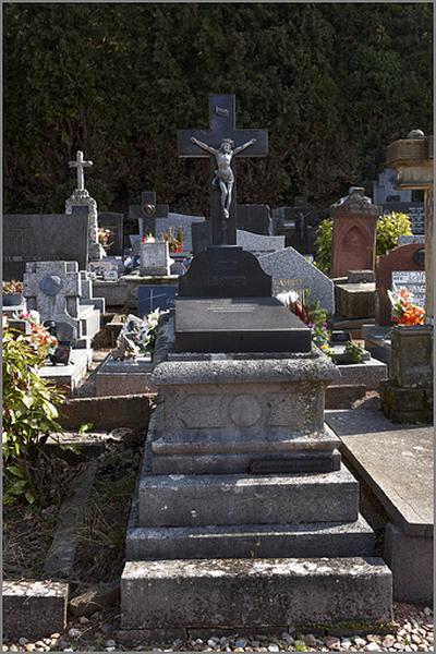 Tombeau de la famille Michel Collin (S3 A1 16), ensemble