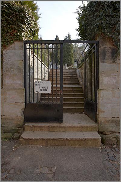 Entrée latérale ouest
