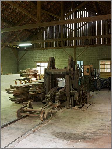 Halle de la parqueterie, scie alternative multilame.