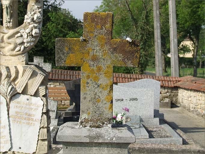 Tombeau à stèle de la famille Schumacher-Mangin