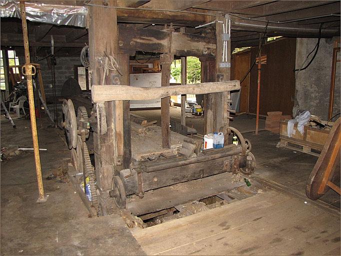 Scierie du Kertoff, intérieur de la halle, haut-fer.