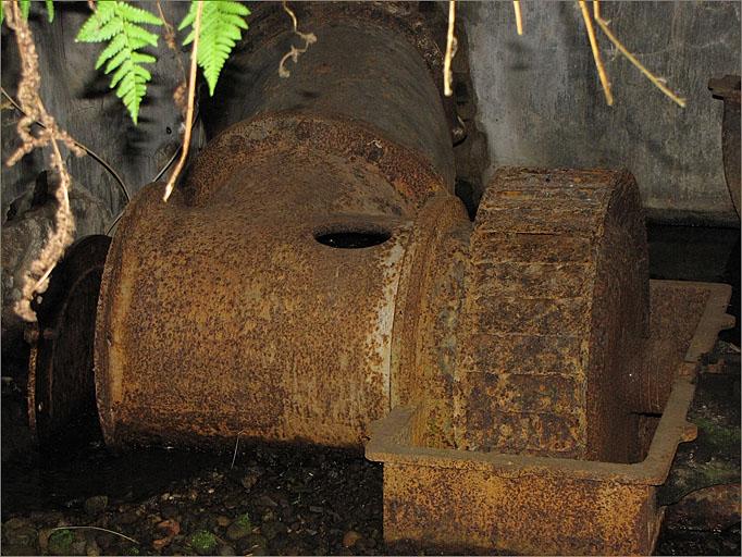 Ancienne scierie et moulin des Paris, détail de la turbine de type Canson.