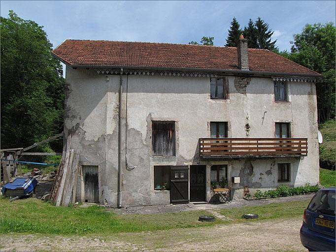 Ancienne scierie et moulin des Paris, vue d'ensemble.