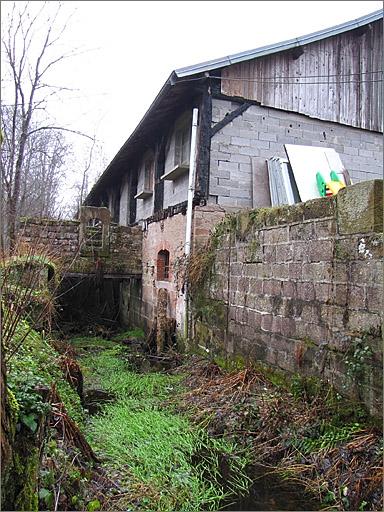 Scierie Toussaint ou Charmois, élévation postérieure et chambre d'eau.