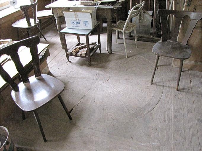 Habitation, salon, détail du plancher.