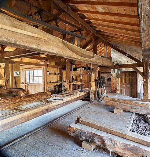 Intérieur de la scierie, haut-fer.