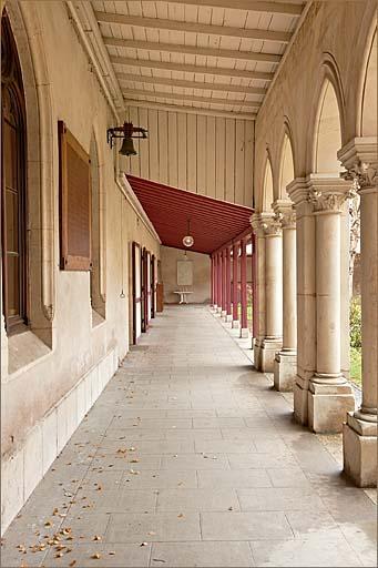 Cloître : galerie Est.