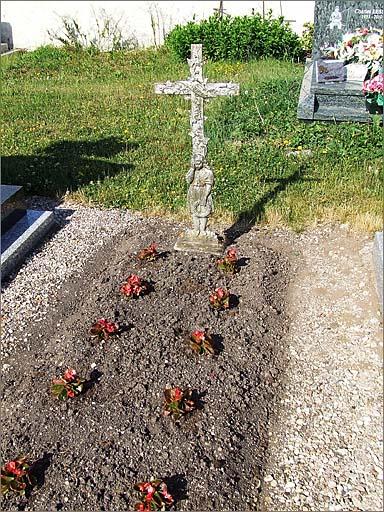Tombe anépigraphe