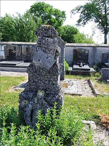 Tombe (n°20), type 1, ensemble face.