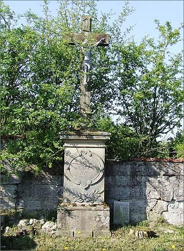 Croix de cimetière