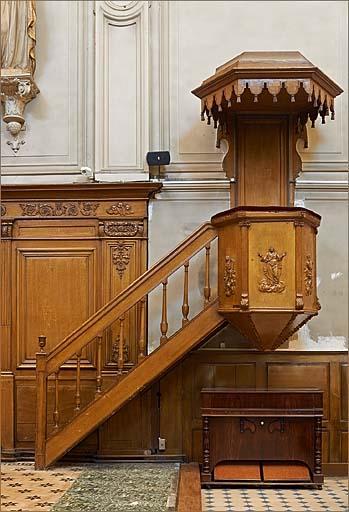 Chaire à prêcher.