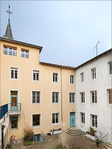 Corps B et D, façades sur la cour 1.