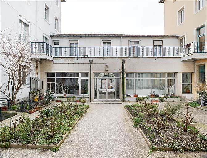 Corps A, façade postérieure sur la cour 1.
