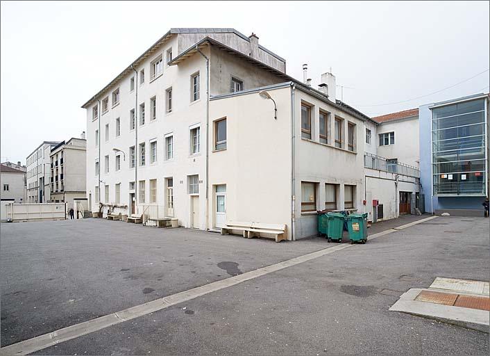 Corps C, façade postérieure sur la cour 2.
