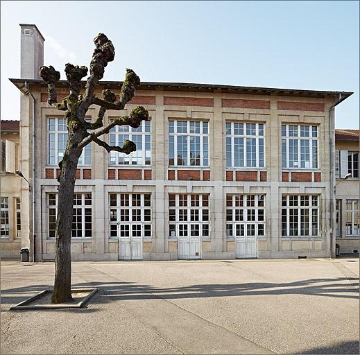Elévation postérieure, partie centrale.
