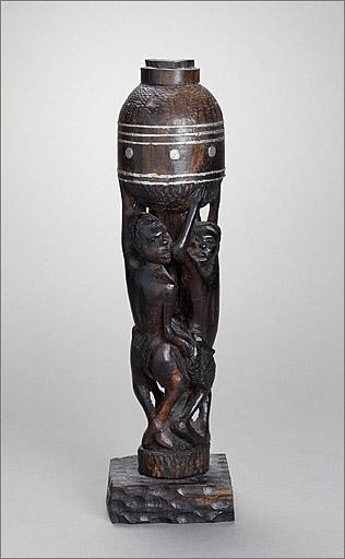 Statuette n° 3, ensemble face.