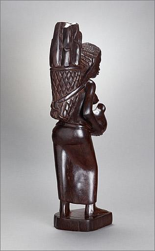 Statuette n° 5, ensemble dos.