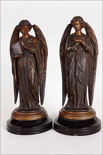 Ensemble de 2 statues (n° 8), ensemble face.