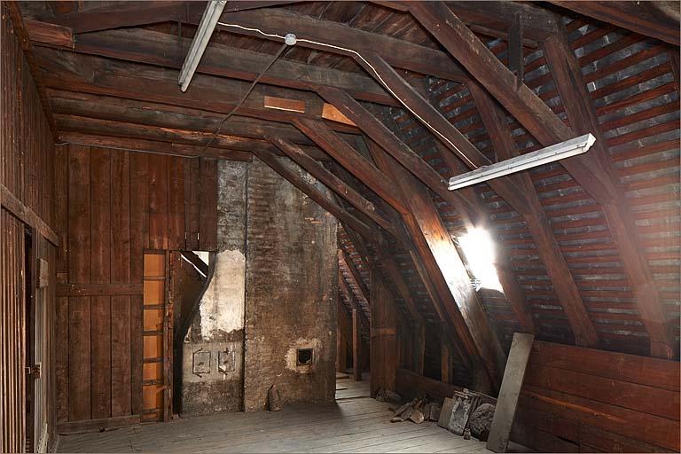 Corps de bâtiment A, niveau bas du comble : détail des fermettes.