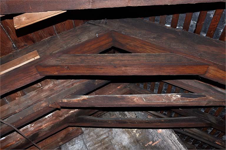 Corps de bâtiment A, détail aisseliers.