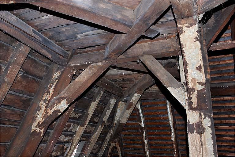 Corps de bâtiment A, détail enrayure est du second niveau de la charpente.