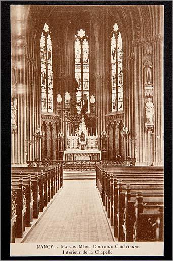 Vue intérieure vers le choeur, au milieu du 20e siècle.