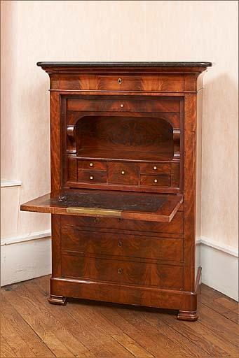 Commode-secrétaire à abattant