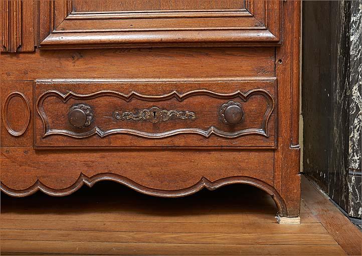 Armoire n° 1