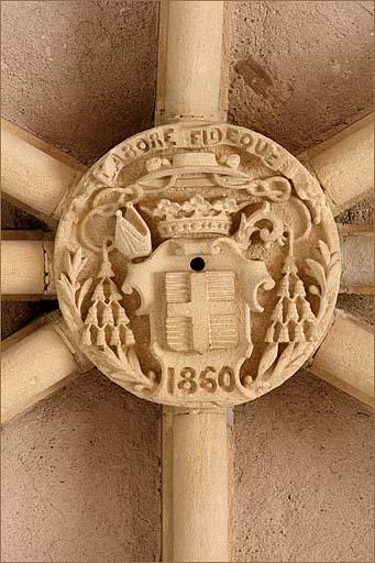 Clé de voûte du carré du transept.
