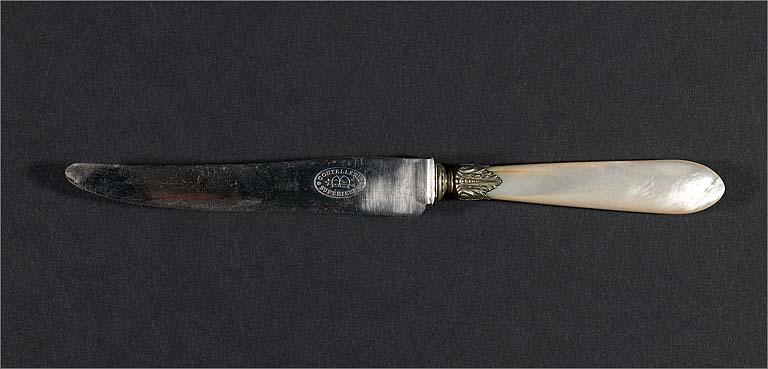 Couteau n° 3.