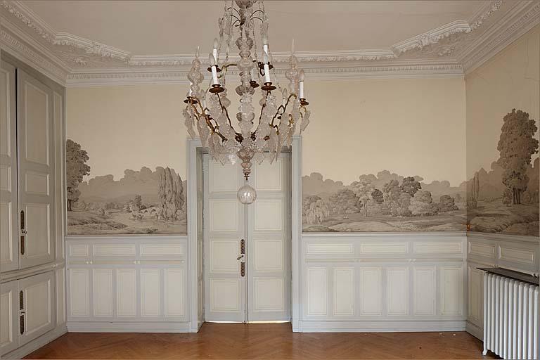 Mur vers salon, vue d'ensemble.