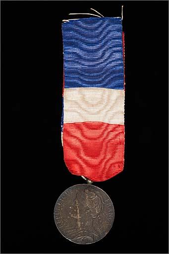 Médaille n° 1 : avers, ensemble.