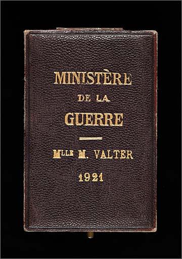 Ecrin fermé de la médaille n° 4.