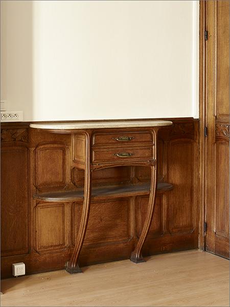 Table d'applique, ensemble trois quarts gauche.