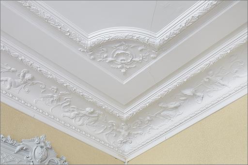 Plafond, détail du décor.