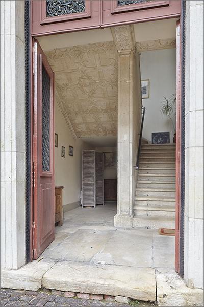 Départ vu depuis la porte d'entrée.